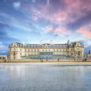 Hotel Grand Des Thermes Saint-Malo
